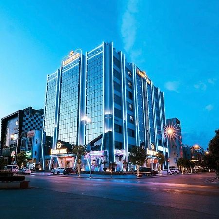 Luxury6 Hotel Mong Cai Exterior photo
