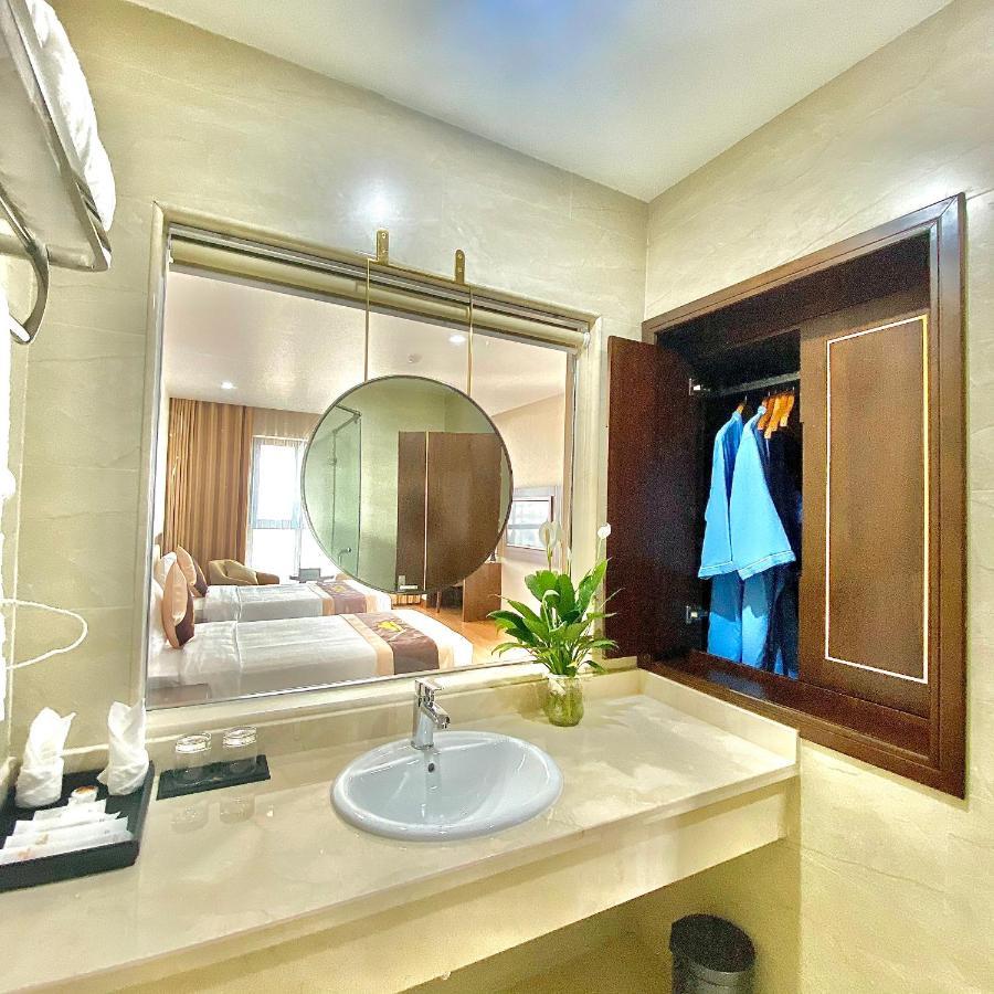 Luxury6 Hotel Mong Cai Exterior photo